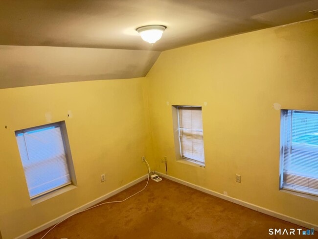 Building Photo - 32 Winter St