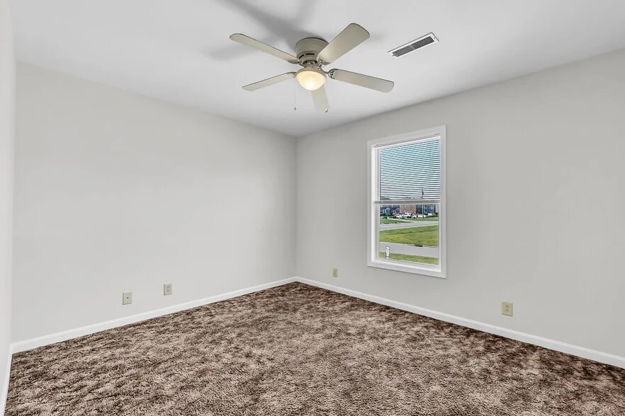 Building Photo - 500 Patriot Park Ct