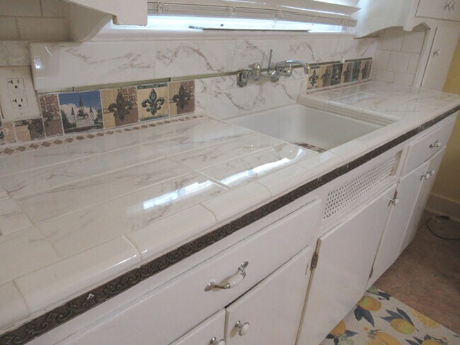 Building Photo - 7707 Green St