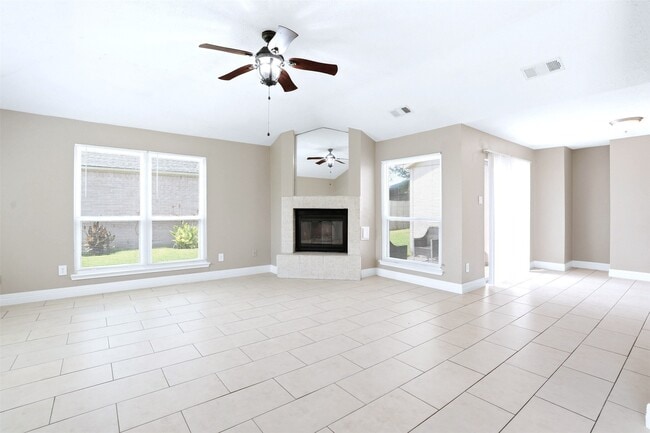 Building Photo - 7502 Addicks Clodine Rd