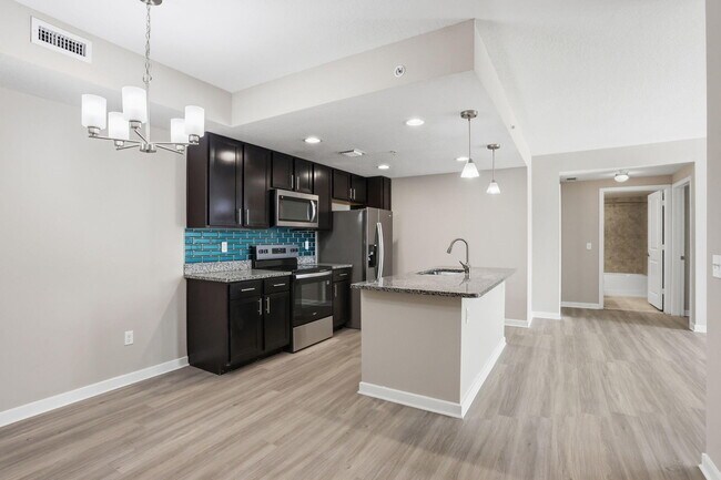 Building Photo - 3611 High Ridge Rd