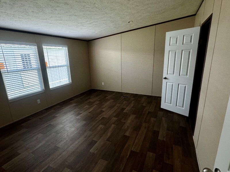 Building Photo - 1106 Mesquite St