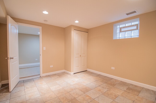 Building Photo - 12123 S Lafayette Ave