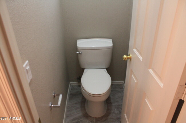 Building Photo - 6757 W Avenida Del Rey