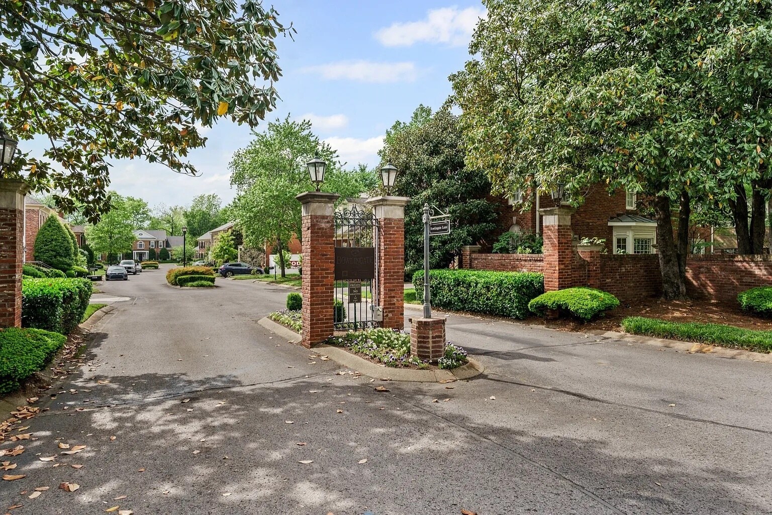 Building Photo - 3600 Bowlingate Ln