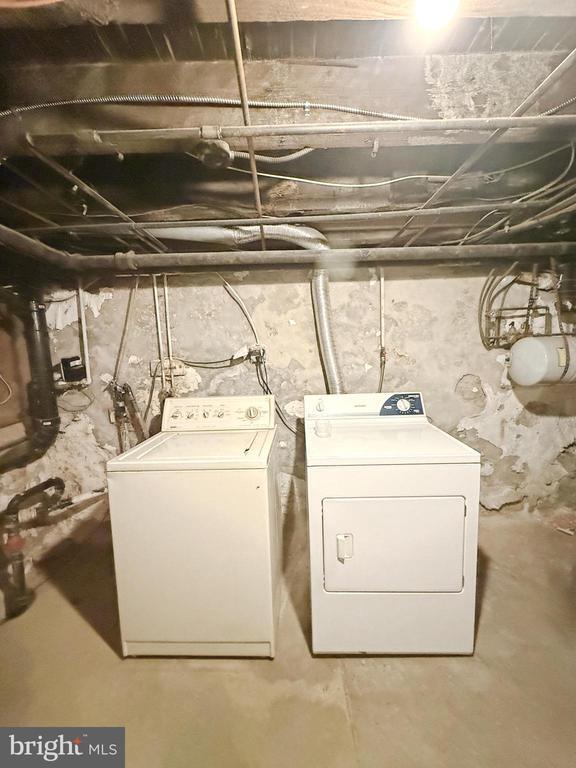 Building Photo - 1625 S 9th St