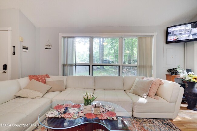 Building Photo - 2933 Melody Ln