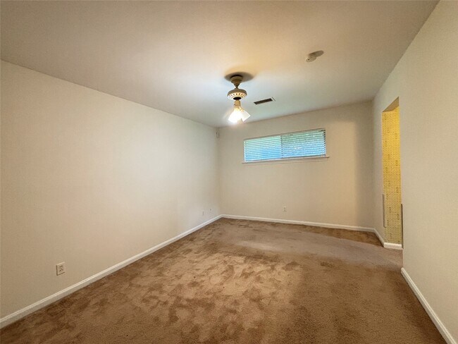 Building Photo - 12342 Barryknoll Ln