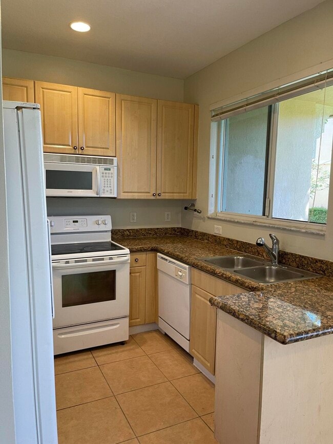 Building Photo - 4282 Berkshire Wharf Dr