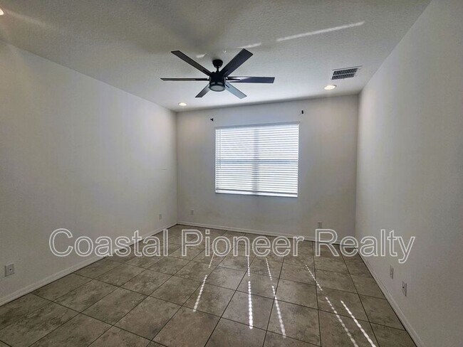 Building Photo - 16073 Sonoma Grv Cir