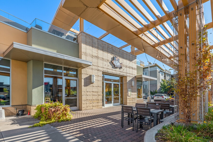 Building Photo - 4816 E Kentucky Ave