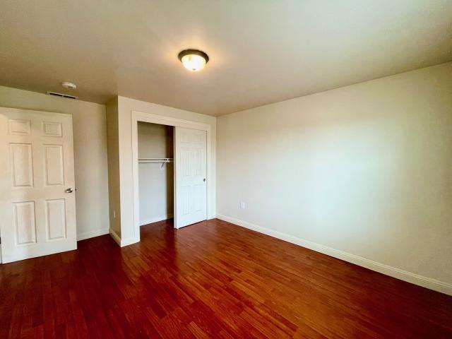 Building Photo - 2 bedroom in San Francisco CA 94132