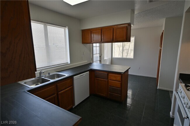 Building Photo - 1512 Chapel Cove Ct