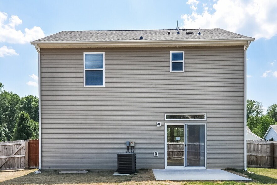 Building Photo - 618 Averasboro Dr