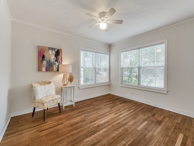 Building Photo - 525 Abiso Ave