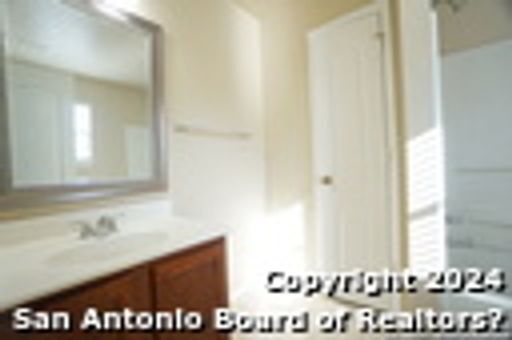 Building Photo - Beautiful Home in Villas of Bridgewood