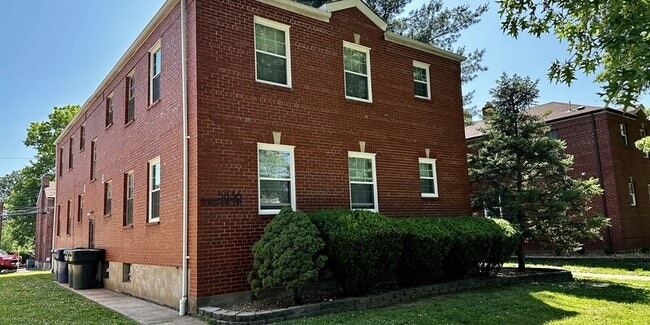 Building Photo - 5836 Sunshine Dr