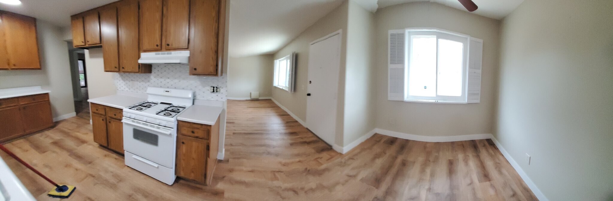 Building Photo - 1832 Pueblo Dr