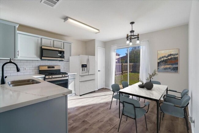 Building Photo - 304 Watergate Way