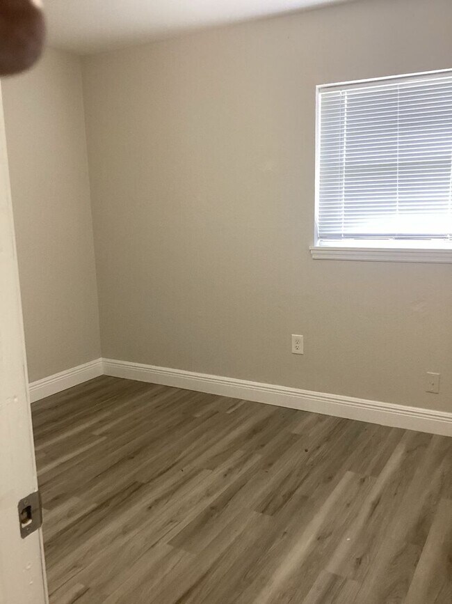 Building Photo - Ocoee 2 bedroom home