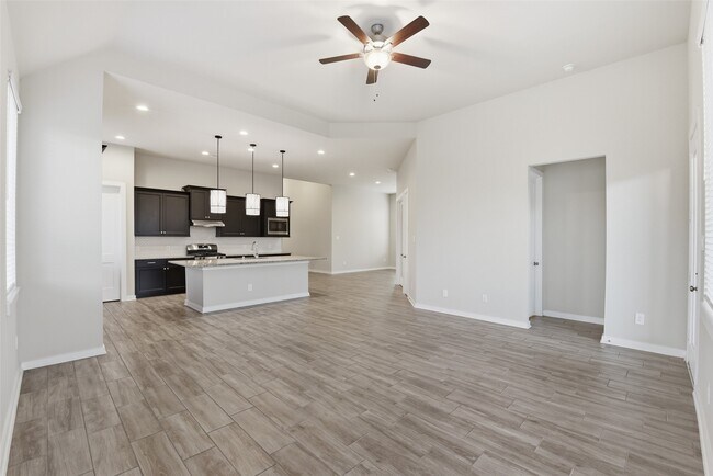 Building Photo - 9515 Willard Dr