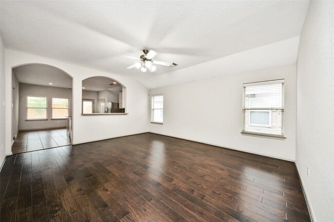 Building Photo - 26131 Travis Brook Dr