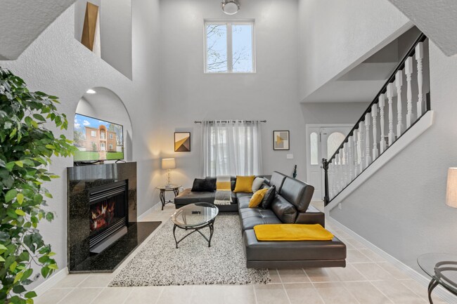 Building Photo - 1401 W 40th St