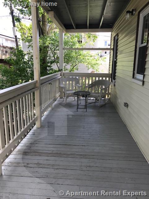 Building Photo - 11 Myrick St