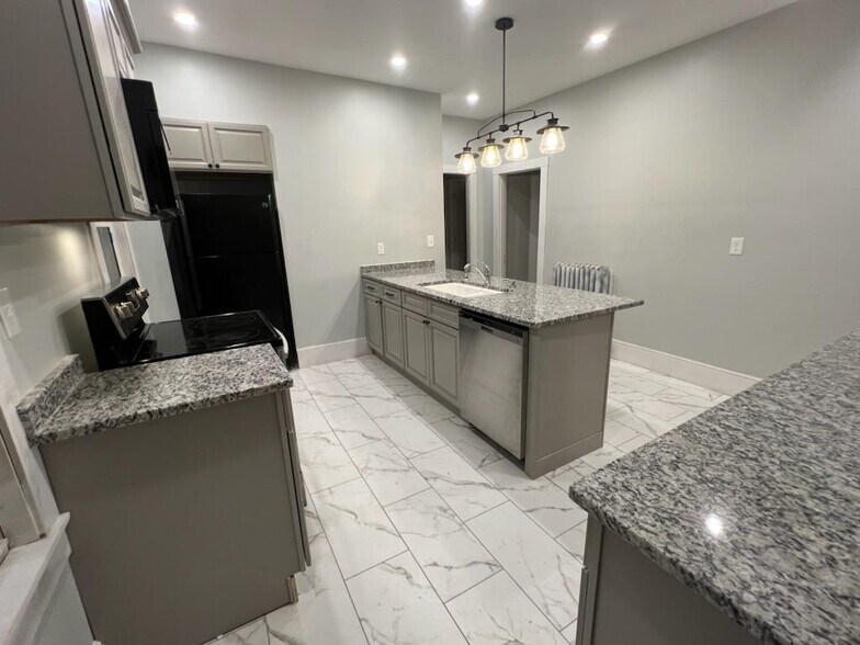 Kitchen - 56 State St