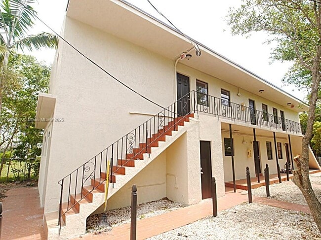 Primary Photo - 6555 SW 59th Pl