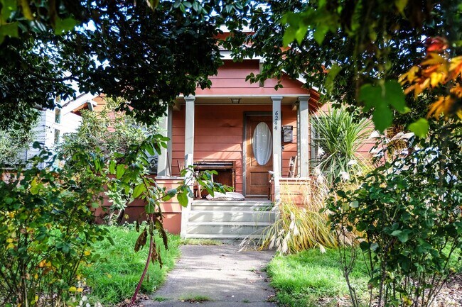 Primary Photo - Cozy Private House Near Historic District of Georgetown