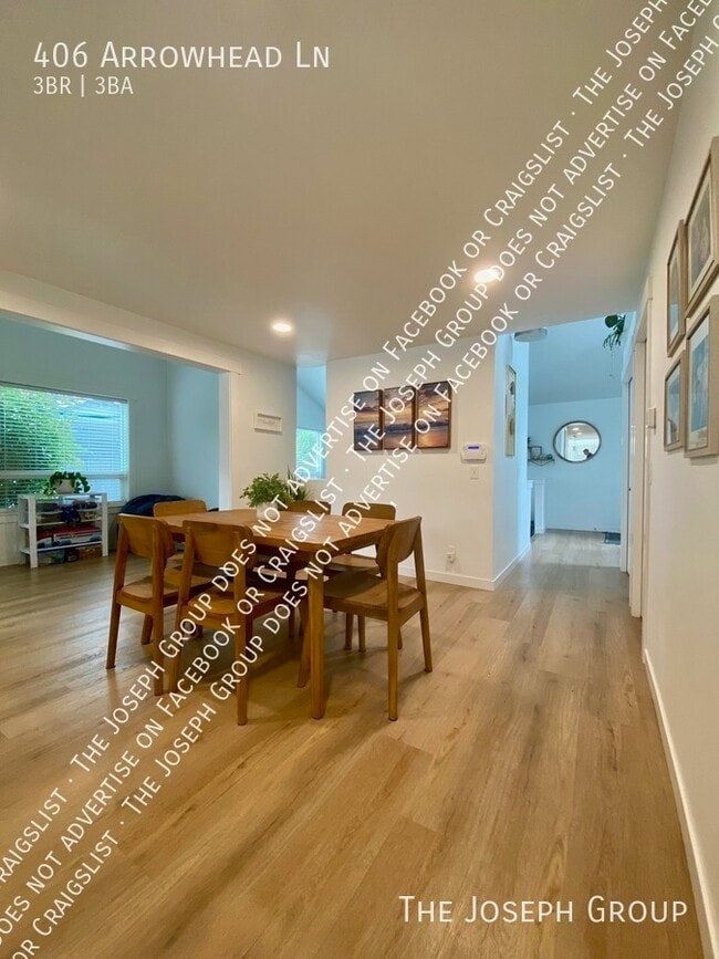 Building Photo - 406 Arrowhead Ln