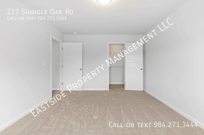 Building Photo - 217 Shingle Oak Rd