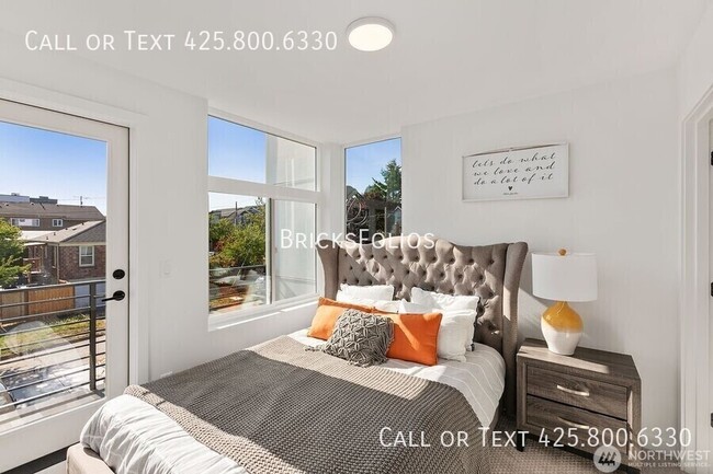 Building Photo - 5518 11th Ave NW