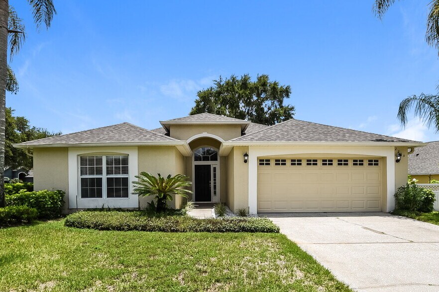 Primary Photo - 2255 Pelinion St