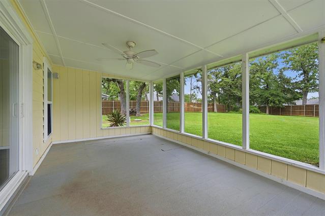 Building Photo - 103 Seminole Dr