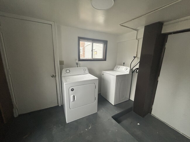 Private Laundry Room - 21 W Main St