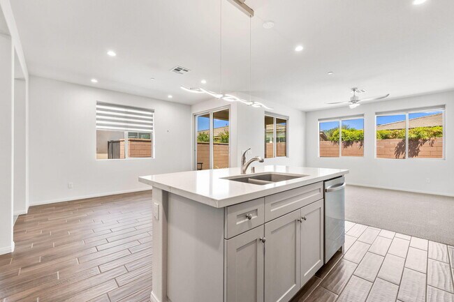 Building Photo - 51555 Ponderosa Dr.