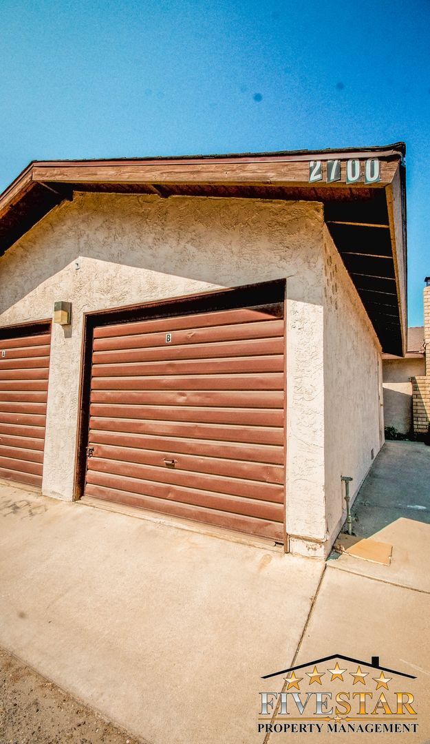Building Photo - 2700 Ashe Rd