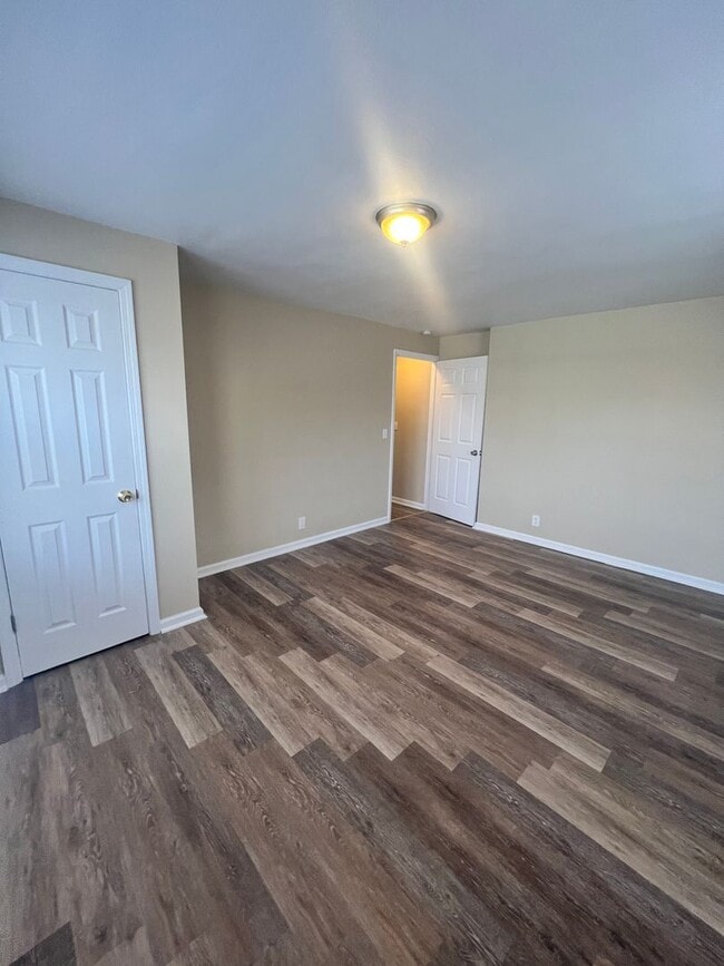 Building Photo - 1033 Tennessee Ave