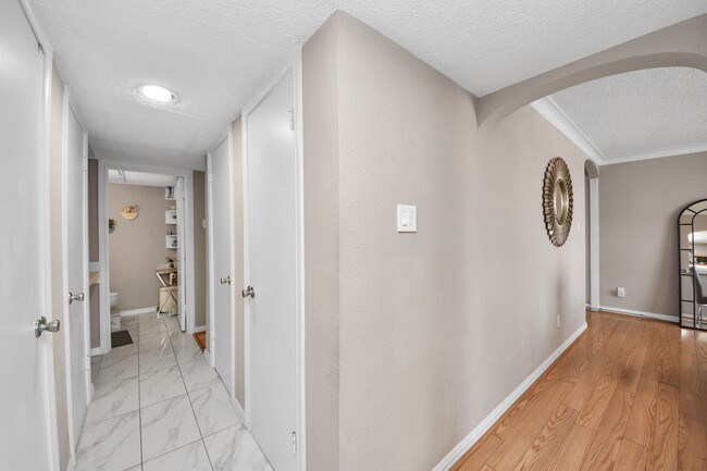 Building Photo - 781 Country Pl Dr