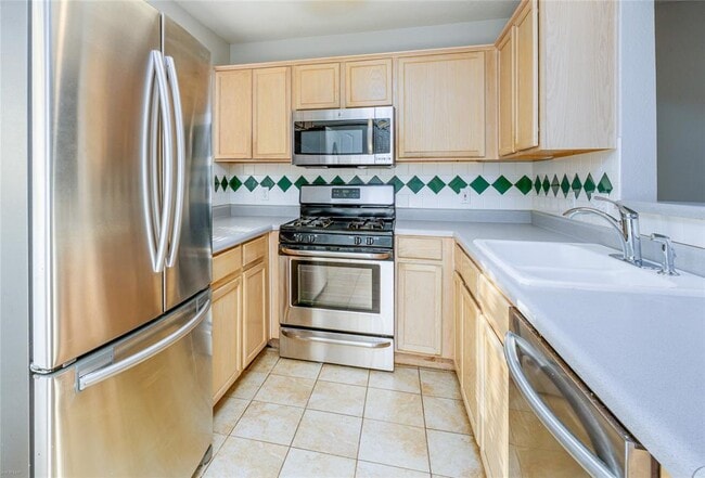 Building Photo - 11901 Swearingen Dr