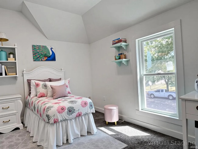 Building Photo - 733 S Armstrong St