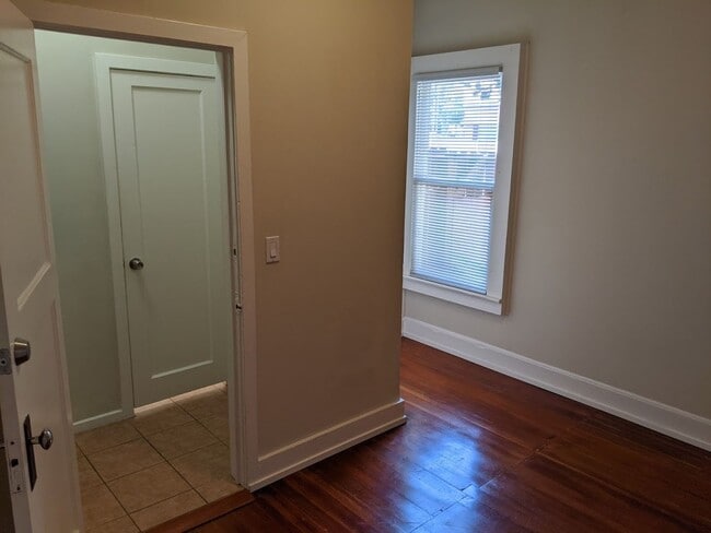 Building Photo - SAN JOSE - Craftsman style cottage with ya...
