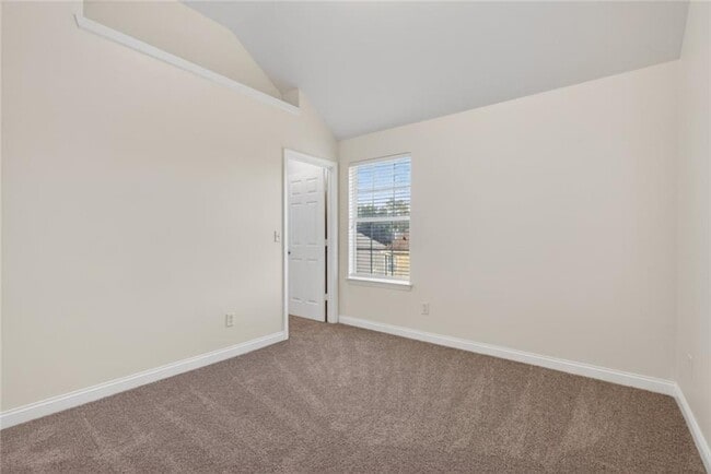 Building Photo - 6120 Hemperly Rd