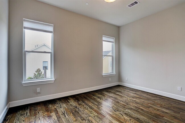 Building Photo - 4206 Eigel St