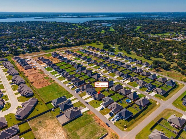Building Photo - 3308 White Horse Dr
