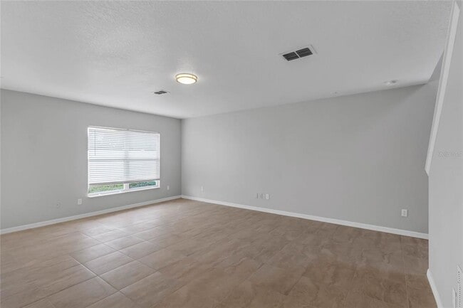 Building Photo - 2040 Portcastle Cir