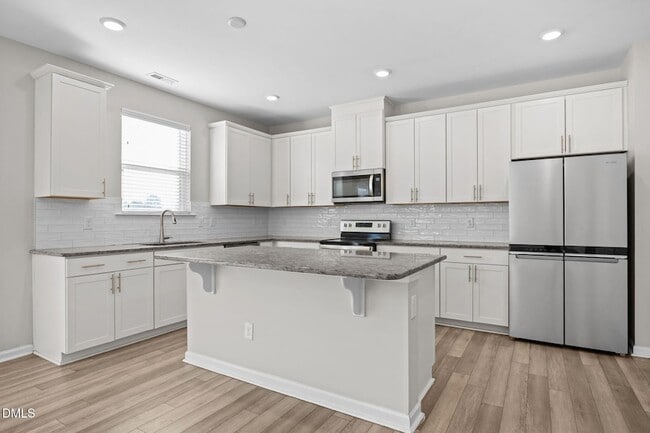 Building Photo - 252 Rio Grande Ln