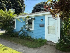 Building Photo - 174 Bluff Ave